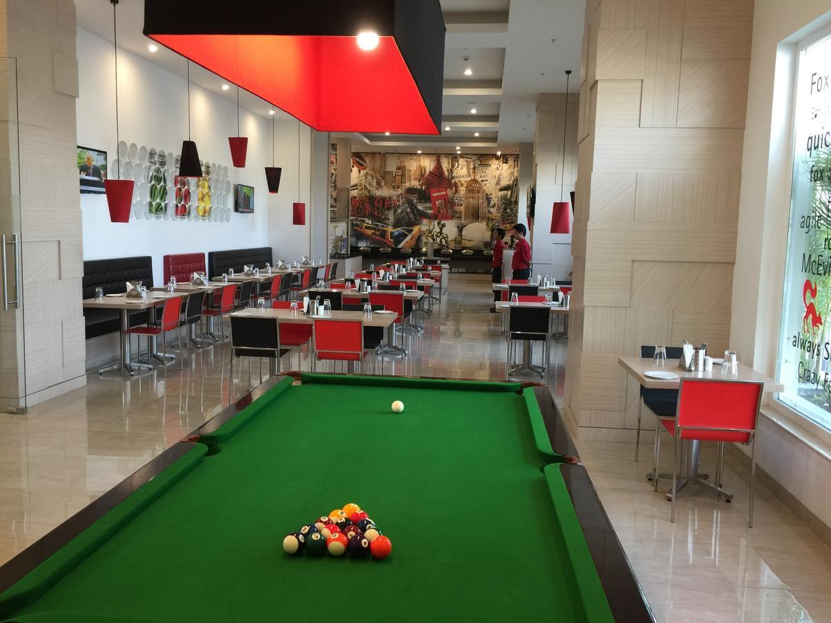 Red Fox By Lemon Tree Hotels, Sector 60, Gurugram Gurgaon Exteriör bild