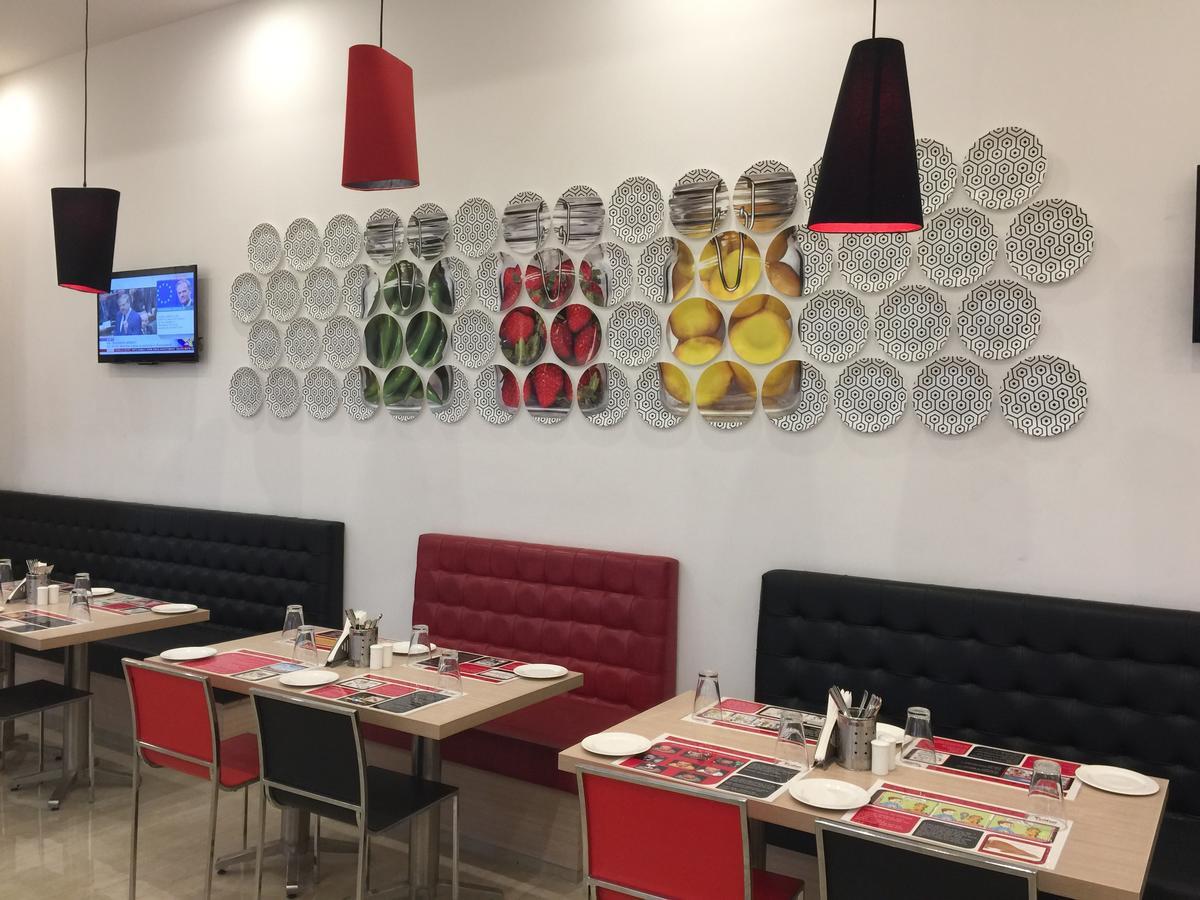 Red Fox By Lemon Tree Hotels, Sector 60, Gurugram Gurgaon Exteriör bild