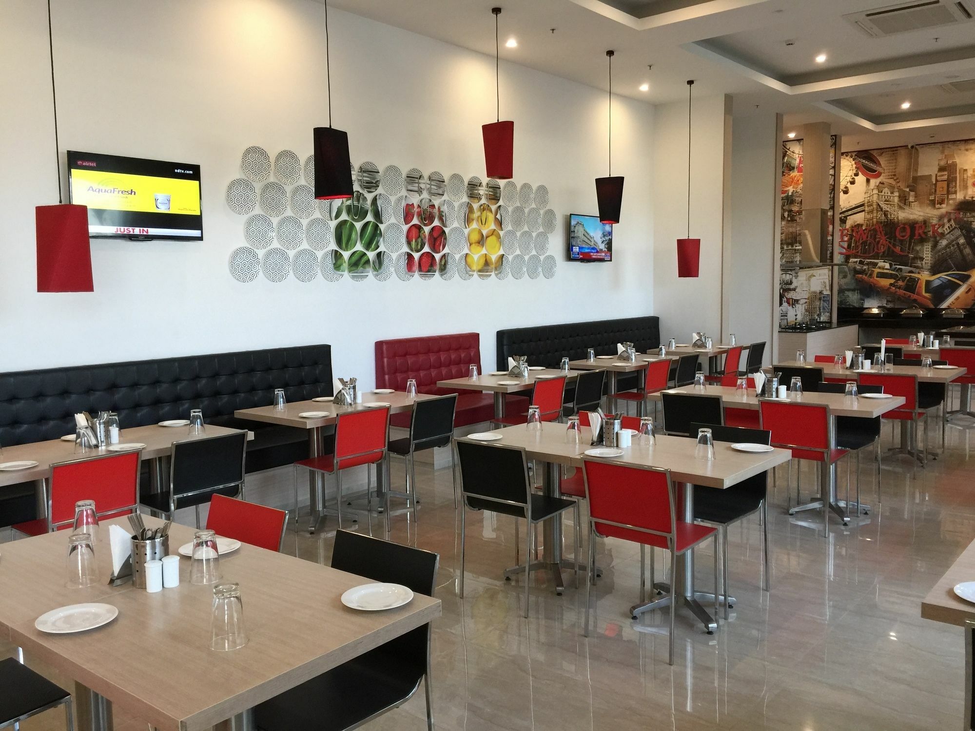Red Fox By Lemon Tree Hotels, Sector 60, Gurugram Gurgaon Exteriör bild